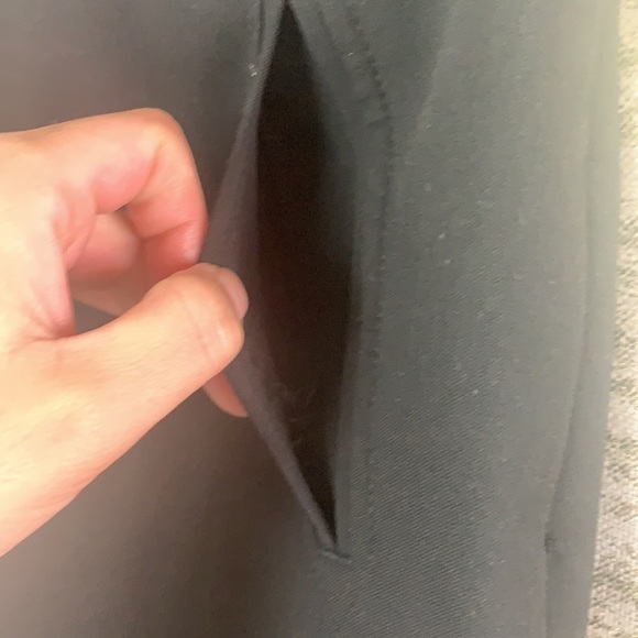 ANN Taylor Loft Black Ponte Pencil Skirt Size 2P - Picture 6 of 15